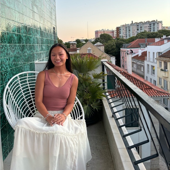 Meet your Posher, Ava Mei - Picture 1 of 1